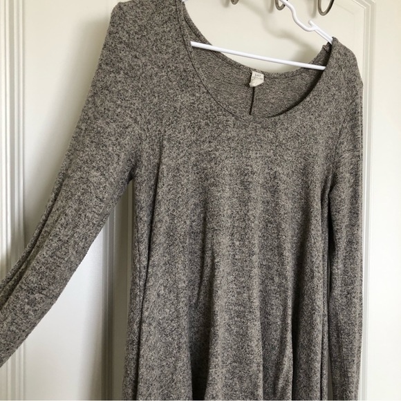 Lazy Sunday by Paper Crane sweater top - Picture 2 of 6